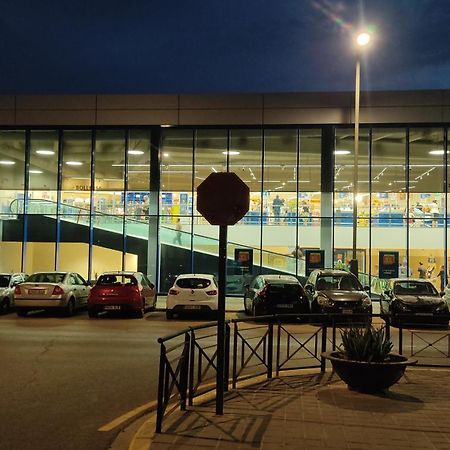 Alojamiento Junto Aeropuerto Valencia A Manises Eksteriør billede